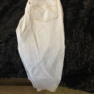 Wedgie Levi’s - BRAND NEW. Gorg color!